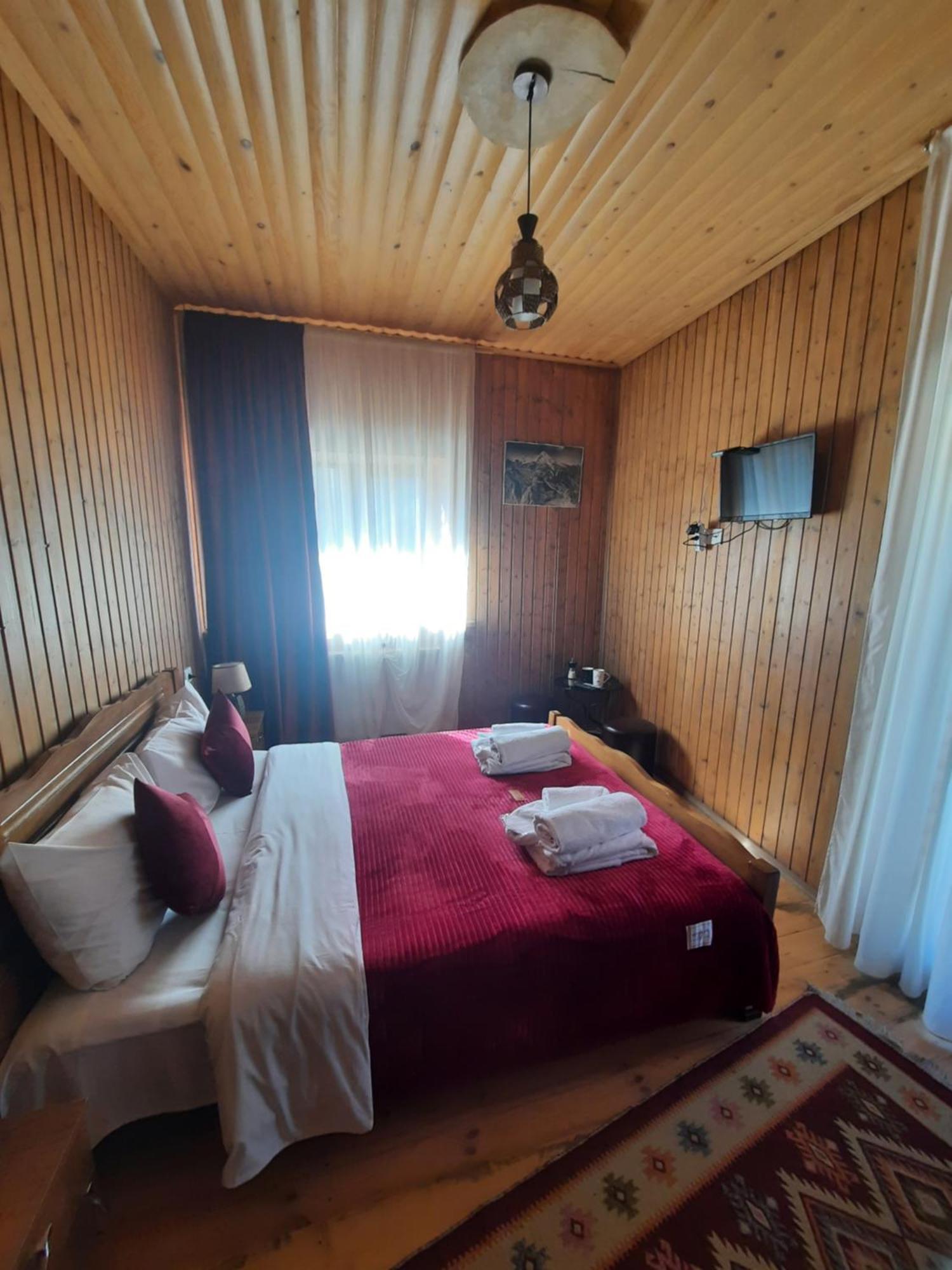 Hotel Bana Kazbegi Exterior foto
