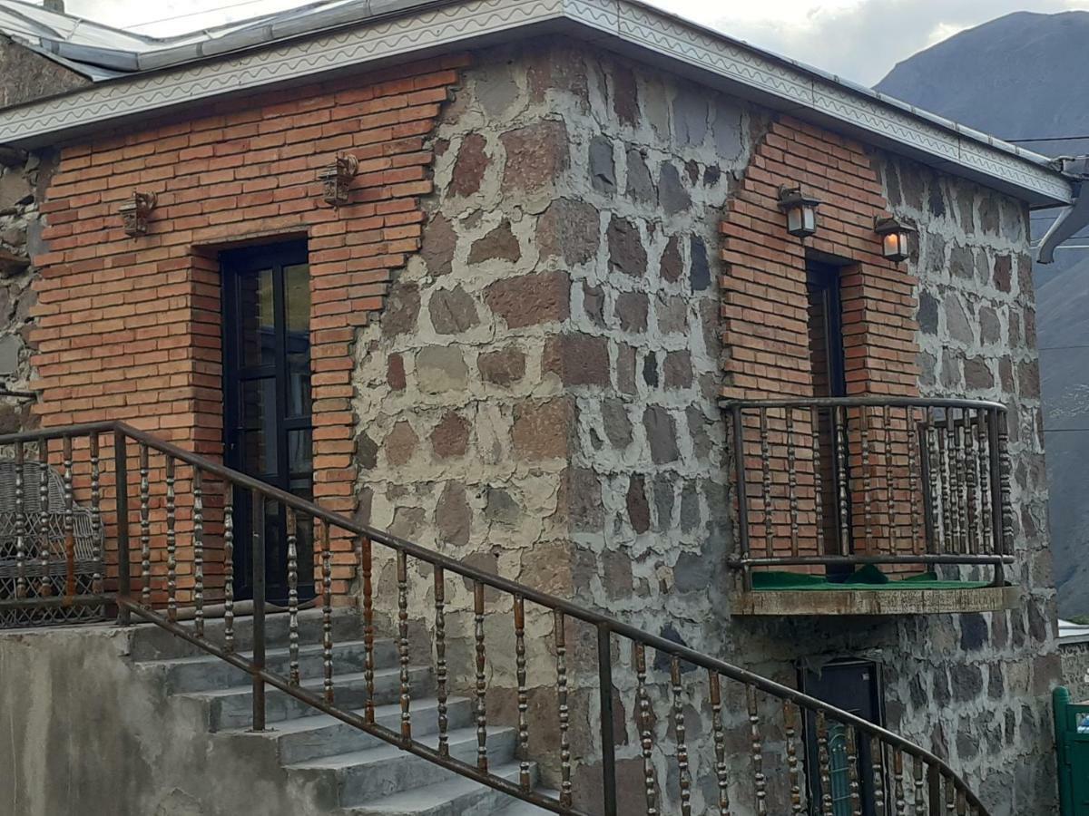 Hotel Bana Kazbegi Exterior foto